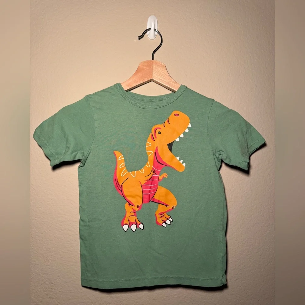 The children’s place boys 5T T-Rex dinosaur T-shirt